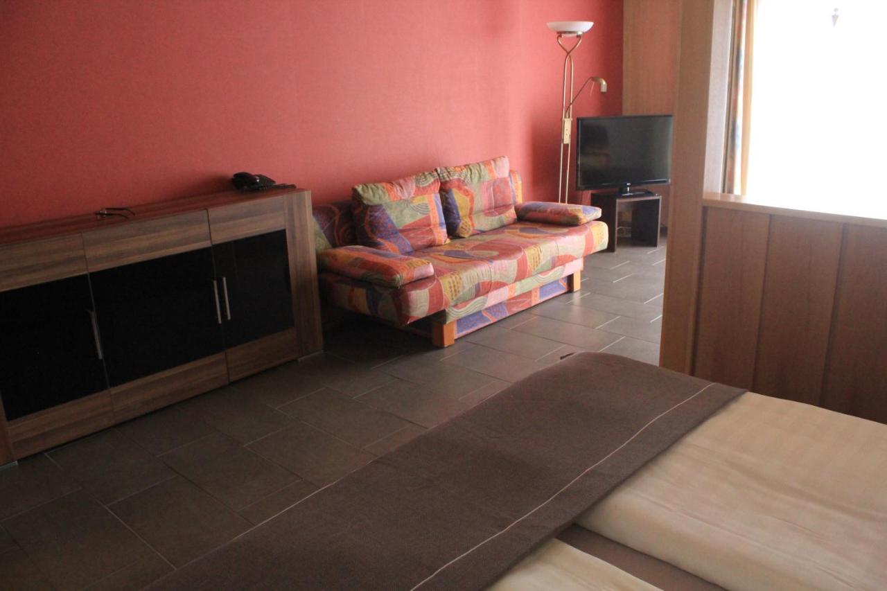 Haus Schieferstein Hotel Dahlem  Ngoại thất bức ảnh